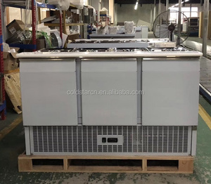 3 doors salad prep counter, Commercial refrigerated salad table - Product Image 5
