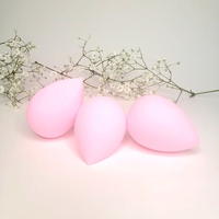 Offre Spéciale : Lot de 4 Éponges de Maquillage Professionnelles Sans Latex, Véganes, à Marque Blanche, avec Support, en Gros