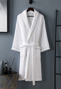 Luxury 100% Cotton Star Hotels Double Layer Unisex Bath <strong>Robe</strong> Men And Women White <strong>Waffle</strong> Terry Bathrobe - Product Image 2