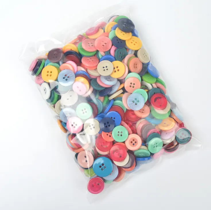 Botones planos coloridos de resina para costura artesanal, botones de plástico para abrigo, ropa y camisa, 4 agujeros, 2 agujeros