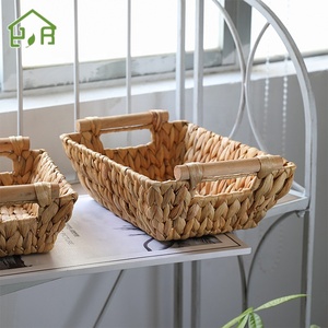 Op maat gemaakte ecologische rechthoekige bestseller opbergmand van waterhyacint met 2 houten handvatten YR Home BSCI gecertificeerd - Product Image 4