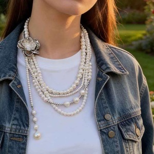 Collier chaîne superposé vintage en argent avec fleurs et perles d'imitation, bijoux de mode pour femme - Product Image 1