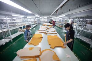 Logo personalizzato moda Streetwear tuta sportiva cotone poliestere Color Block Tech Fleece Sweatsuit Woven Full Zip Up felpa con cappuccio da uomo - Product Image 6