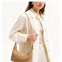 Tas Selempang Wanita Bahan Suede Modis Musim Gugur Musim Dingin untuk Aktivitas Luar Ruangan, Tas Dumpling Berbahan Suede dengan Tutup Lipat, Tas Selempang Bahu Wanita Bahan Suede