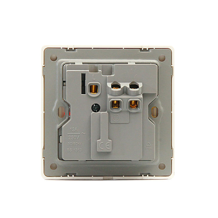 VNX Factory Direct 13 a Multi Switched Socket 5 Pin Socket With Neon Light