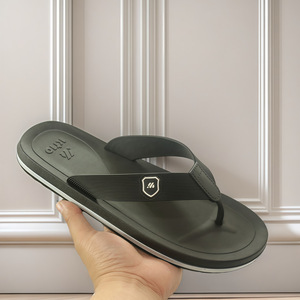 Nouvelle Tendance Été 2025 : <span class=keywords><strong>Claquettes</strong></span> de Plage Décontractées pour Hommes – Vente en Gros Rafraîchissante - Product Image 4