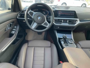 Venta al Por Mayor de Autos Usados <span class=keywords><strong>BMW</strong></span> <span class=keywords><strong>Serie</strong></span> <span class=keywords><strong>3</strong></span> <span class=keywords><strong>2020</strong></span> 320Li Paquete M Sport, Inventario de Concesionario, Sedán para Exportación, Autos de <span class=keywords><strong>Segunda</strong></span> <span class=keywords><strong>Mano</strong></span> - Product Image 4