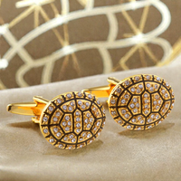 Vente en gros de boutons de manchette de luxe personnalisés pour hommes plaqué or écaille de tortue cristal diamant costume d'affaires mariage smoking bouton cadeaux