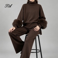 Ensemble deux pièces en laine tricotée pour femme Tyan, tenue d'hiver avec col montant et revers en fourrure de renard, pull et pantalon amples, survêtement
