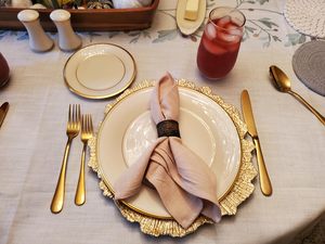 HOT Sell Golden Plastic Charger <strong>Plates</strong> for Wedding Parties ;33cm Gold Large <strong>Plates</strong> - Product Image 5