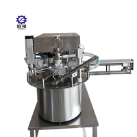 Machine de remplissage automatique de poche de bec pour le jus liquide de pâte lait yaourt machine verticale automatique efficace de capsulage de l'eau de sac