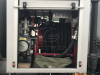 Nouveau camion-citerne à carburant léger 4x2 en alliage d'aluminium de 8 mètres cubes pour l'aviation générale