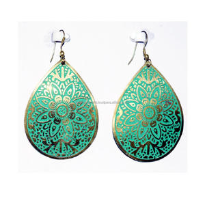 ต่างหูโบราณสำหรับผู้หญิง ประดับด้วยพลอยสโมคกี้ควอตซ์ ต่างหูทรงยาวสีทอง ชุบทองคำแท้ - Product Image 6