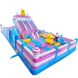 Castello Gonfiabile Commerciale Personalizzato Delilai per Bambini a Forma di Luna in PVC, con Scivolo Acquatico e Zona Salto - Product Image 1