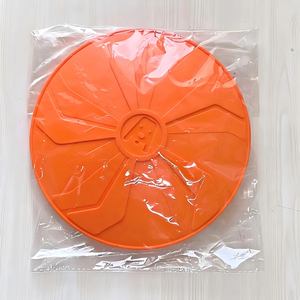 Disco Volante per Cani Resistente ai Morsi in Silicone Ecologico con Aroma di Fegato per Cani di Taglia Media e Grande - Product Image 6