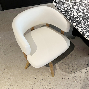 Chaises de salle à manger en gros avec dossier, entièrement en cuir blanc, chaises de salle à manger italiennes avec accoudoirs - Product Image 3