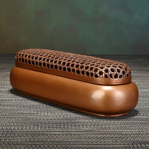 กระถางธูปทองแดง ลายหวาย ไม้จันทน์หอม ใช้ในทางศาสนา - Product Image 3