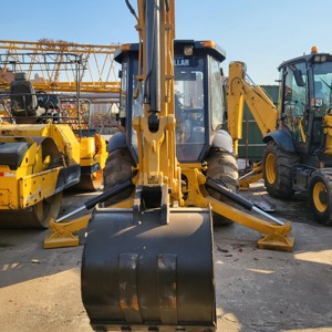 Vente flash : Chargeuse-pelleteuse neuve 420F, puissante, fiable, 11 tonnes, haute performance, meilleur prix, directement de l'usine. - Product Image 6
