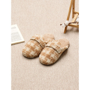 Pantofole da casa con motivo a controllo Beige 230 ~ 250 mm per uso soggiorno con Design intasato - Product Image 1
