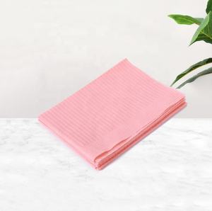 YABA-almohadilla de limpieza de tatuaje desechable, almohadilla de mesa de tatuaje impermeable y resistente a la tinta - Product Image 4