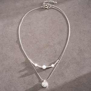 Collier double couche en acier inoxydable plaqué argent pour femme avec pendentif imitation perle et zircone pour mariage et usage quotidien - Product Image 3