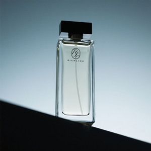 Nuevo producto Botella de perfume cuadrada de 100ml, botella de perfume de vidrio transparente con capacidad de 100ml y tasa de <span class=keywords><strong>recompra</strong></span> de tapa negra - Product Image 4