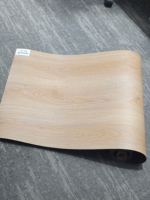 Selbstklebende Holzmuster-Küchen- und Badezimmerbodenmatte PVC Wasserdichter Selbstklebender Bodenbelag für Innendekoration