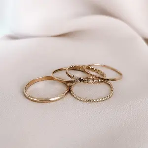 Anillo de apilamiento con textura para hombre y mujer, anillo de apilamiento lleno de oro con punto martillado, joyería sin manchas, gran oferta