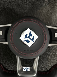 Volant en fibre de carbone LED pour Volkswagen VW <span class=keywords><strong>Golf</strong></span> 7.5 7 MK7.5 MK7 GTI <span class=keywords><strong>R</strong></span> GTD GTE Polo GTI <span class=keywords><strong>Tiguan</strong></span> Passat - Product Image 3