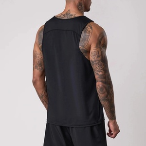 Camiseta sin mangas de punto transpirable con cuello redondo de elastano para hombre, talla grande, de algodón, informal, de malla, al por mayor y personalizada - Product Image 2