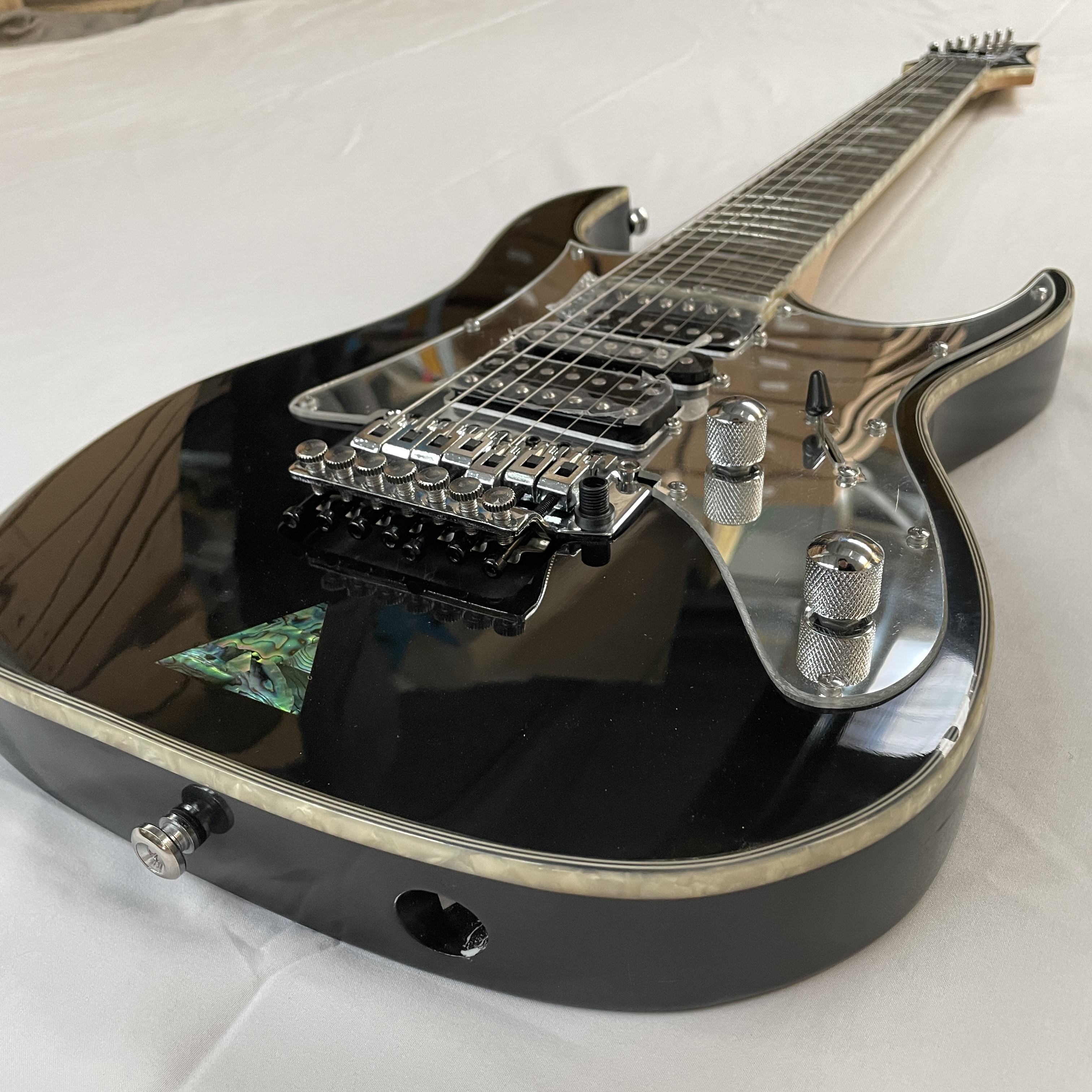 Order Online Kraken Custom Guitars Available In Various Sizes