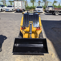 Mini-chargeuse compacte sur chenilles en caoutchouc de 1120 kg avec godet de 0,1 m³ pour la construction agricole