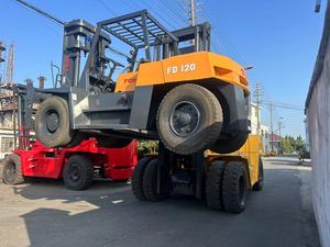 Montacargas Diésel Usado TCM FD230 de 23 Toneladas, Original de Japón, Bajo Precio, Alta Eficiencia, Transmisión Automática Todoterreno - Product Image 3