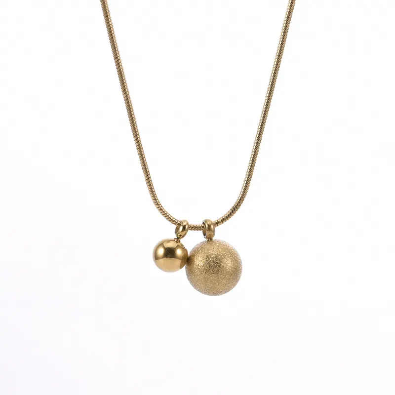 2024 new small gold ball titanium steel necklace female niche design collarbone chain does not lose color fashion accessories