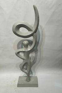 Escultura Moderna Abstracta de Figura Humana en Aluminio, Pieza Decorativa, Escultura Artística de Aluminio Hecha a Mano, Producto a Precio de Mayoreo - Product Image 6