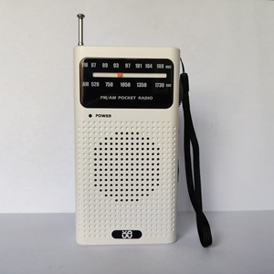 Mini <span class=keywords><strong>radio</strong></span> à bas prix d'usine 2024 <span class=keywords><strong>Radio</strong></span> FM portable Batterie AA amovible - Product Image 4