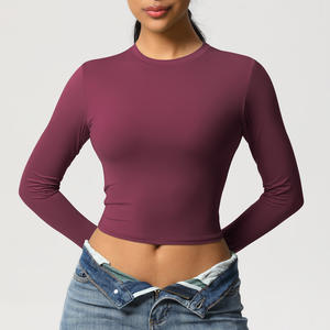 Camiseta atlética transpirable de manga larga de compresión de secado rápido para correr, entrenamiento de gimnasio y entrenamiento - Product Image 4