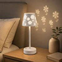 Lampe de table rechargeable à intensité variable par toucher, motif étoile découpée, ABS+Fer, USB-C, 3 températures de couleur, veilleuse de chevet, cadeau