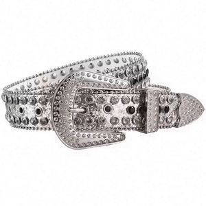 Cinturón de Cuero PU con Pedrería de Lujo, Hebilla de Calavera, Resistente al Agua, Material de Aleación Duradero, Diseño Unisex a la Moda - Product Image 3