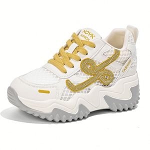 Baskets décontractées à semelle épaisse en maille pour femmes, style coréen, polyvalentes, avec strass, nouvelle collection Printemps-Été 2026 - Product Image 2