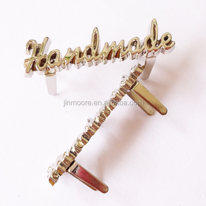 Magnifique Script Style À La Main Étiquette de Sac En Métal Pour Sac À Main Ou Portefeuille - Product Image 3