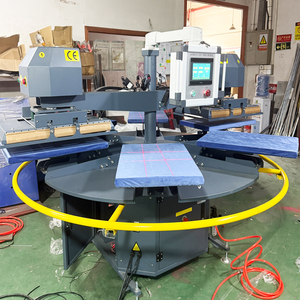 Presse à chaleur rotative professionnelle de haute qualité avec deux chauffages, six tables de travail, six plaques et 6 stations, formats 40x60, 40x50, 40x40. - Product Image 2