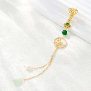 Traditional Chinese Style Brooch With Imitation Jade Freshwater Pearl Tassel Hanfu Decoration For Women Party Wear - Product Image 1