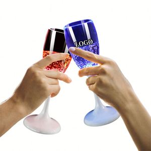 Flûtes à champagne en plastique pas chères, verres à vin lumineux créatifs à LED pour mariage - Product Image 3