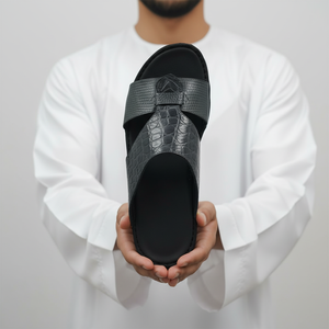 Sandales arabes pour hommes personnalisées, en cuir exotique de luxe, fabriquées à la main, à bout rond, chaussures pour hommes, pour l'extérieur, la plage, le Ramadan - Product Image 1