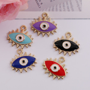 จี้โลหะผสมรูปตาปีศาจเคลือบน้ำมัน สำหรับทำต่างหู DIY อุปกรณ์ตกแต่งเครื่องประดับ รูปทรงไม่สม่ำเสมอ สีฟ้า สีม่วง สีแดง สีดำ สีน้ำเงินเข้ม - Product Image 5