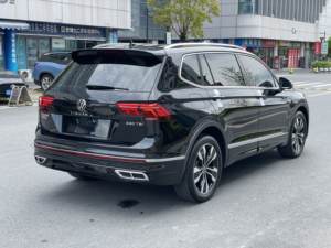 Volkswagen Tiguan <span class=keywords><strong>L</strong></span> Modello 2023 330TSI Automatico Trazione Anteriore R-Line Edizione Enjoy, Auto a Benzina Professionale per Esportazione - Product Image 6