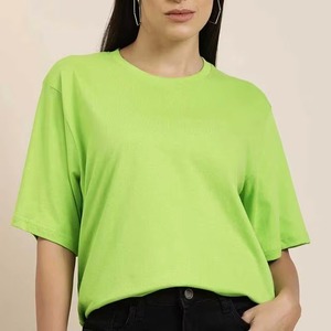 เสื้อยืดผู้หญิงผ้าฝ้าย 100% เสื้อยืดผู้หญิงแบบ OEM ไซส์ใหญ่ ขายส่งจากโรงงาน เสื้อยืดผู้หญิงสกรีนโลโก้ตามสั่ง - Product Image 1