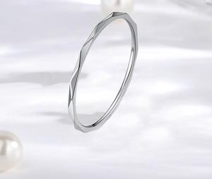 Cincin ekor netral baja tahan karat cincin polos berlian halus minimalis elegan - Product Image 2