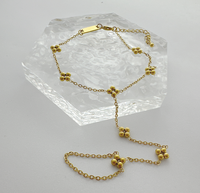Inspire Bijoux en acier inoxydable Prix de gros Bijoux étanches Chaîne à main au henné Bijoux à la mode Cadeau pour les femmes